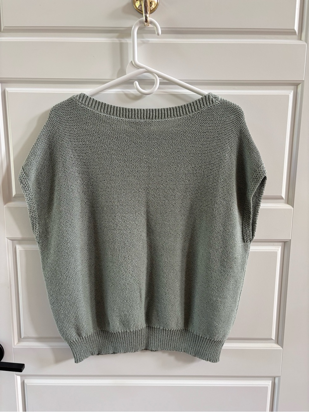 LOFT Sage Green Knit Sweater Vest Top Size Large - Picture 2 of 8